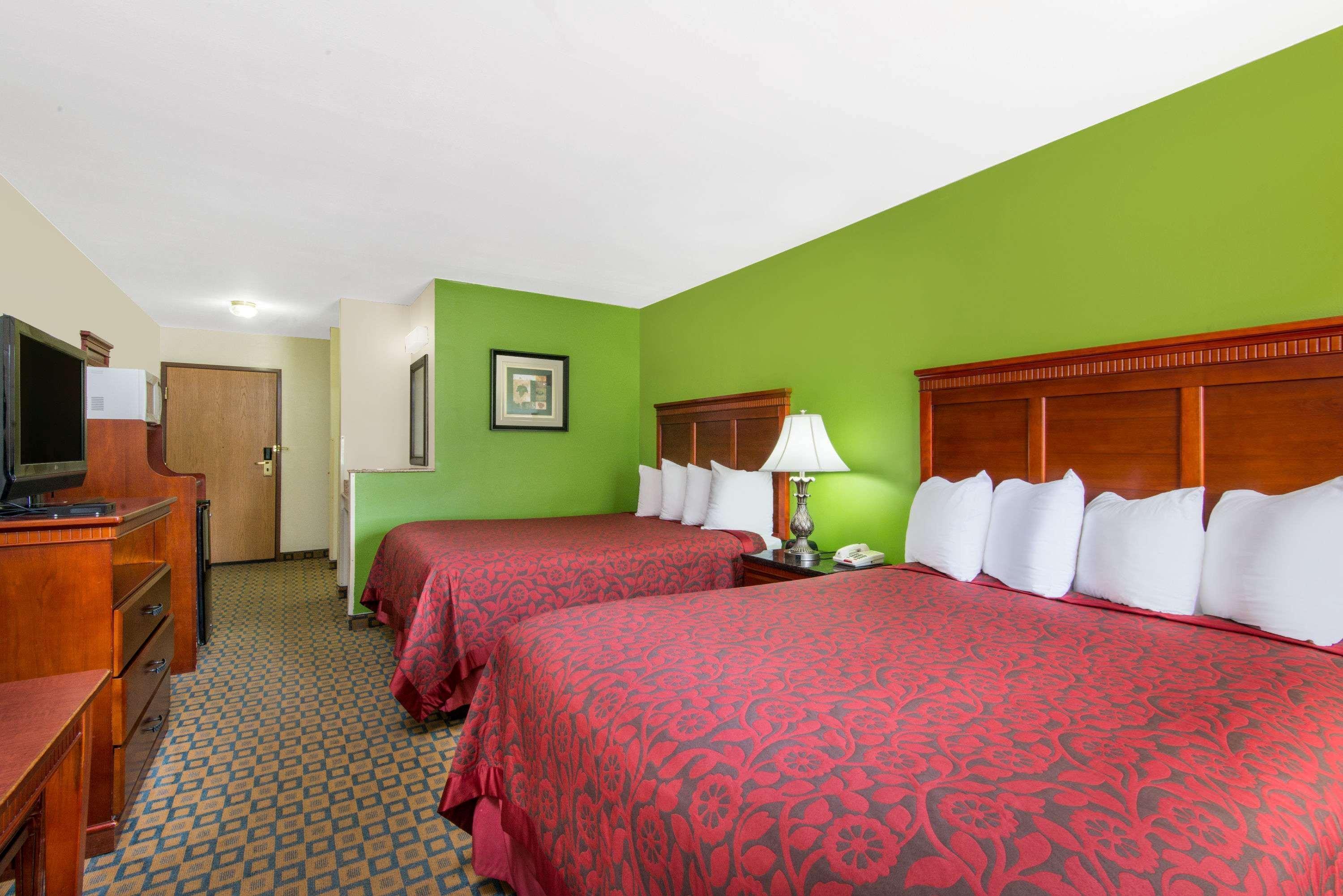 Days & By Wyndham 2* Wichita